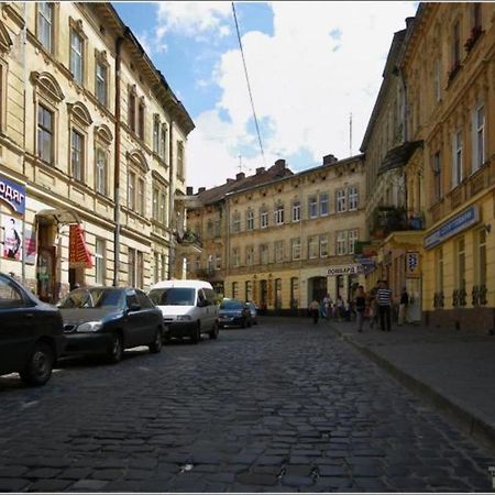 Невеликі Апартаменти-Смарт В Центральній Частині Біля Тц Магнус Lviv Bagian luar foto